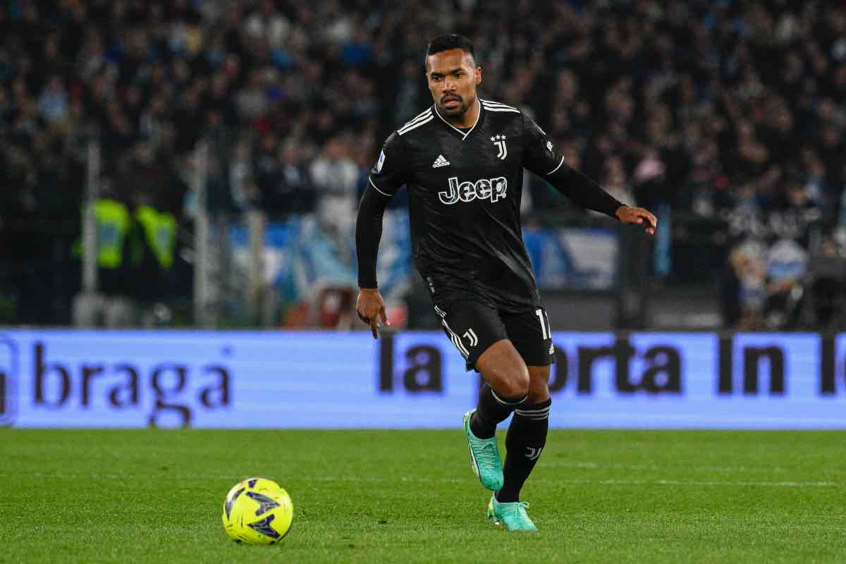 La Juventus dirà addio ad Alex Sandro