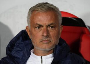 Mourinho in panchina