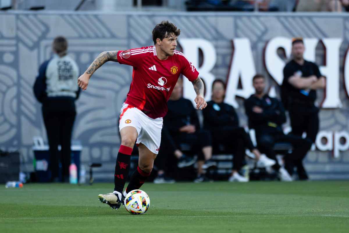 Victor Lindelof in campo