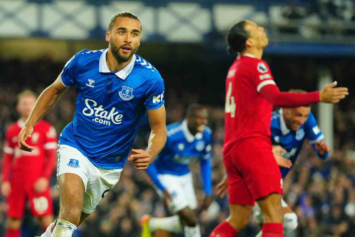 Dominic Calvert-Lewin in campo