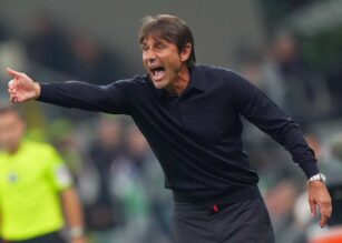 Antonio Conte in panchina