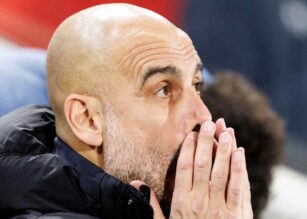 Guardiola perplesso in panchina