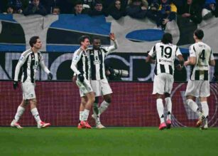 Giocatori della Juventus che festeggiano