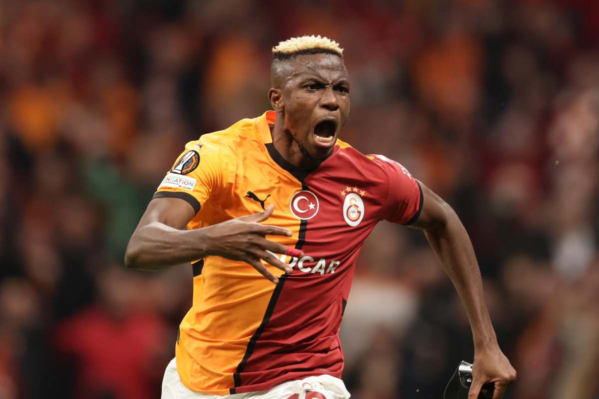 Osimhen esulta rabbiosamente dopo un gol con il Galatasaray